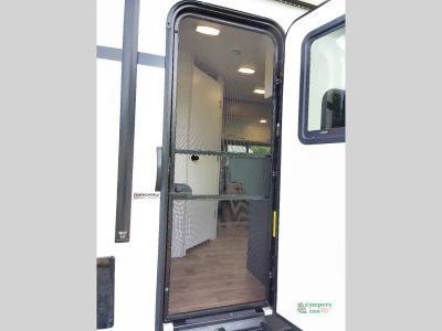 2024 Heartland Mallard — photo 14 view