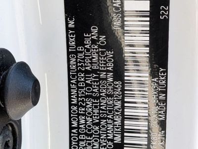 2021 Toyota C-HR — photo 22 view