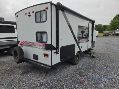 2021 Forest River RV Wildwood FSX — photo 9 view