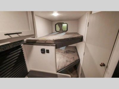 2021 Forest River RV Wildwood FSX — photo 31 view