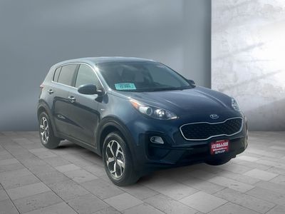 2022 Kia Sportage — photo 8 view