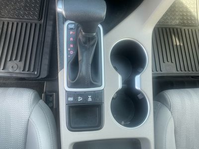 2022 Kia Sportage — photo 12 view
