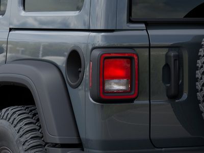 2026 2025 Jeep Wrangler - Photo 21