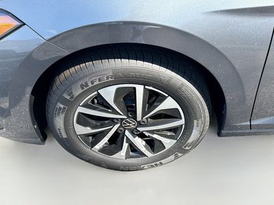 2026 Volkswagen Jetta - Photo 25