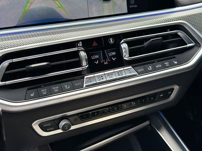 2022 BMW X5 — photo 32 view
