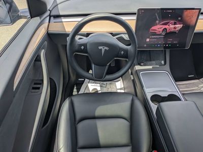 2023 Tesla Model Y - Photo 15