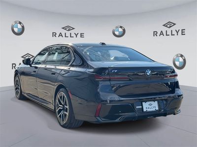 2025 BMW i7 - Photo 9