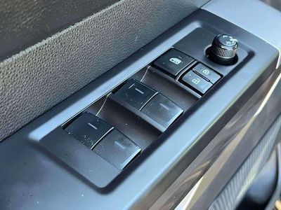 2023 Toyota Tundra — photo 21 view