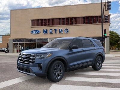 2026 Ford Explorer Active w/200A Pkg in Vapor Blue Metallic — front three-quarter view