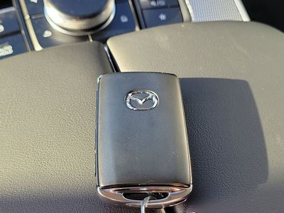 2026 Mazda CX-90 — photo 32 view