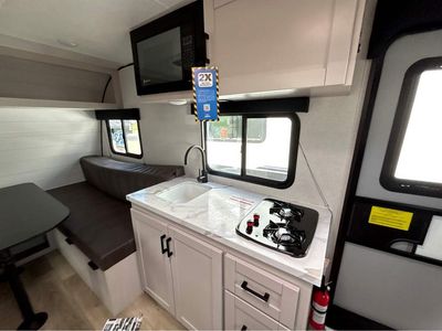 2026 Jayco Jay Feather Air - Photo 9