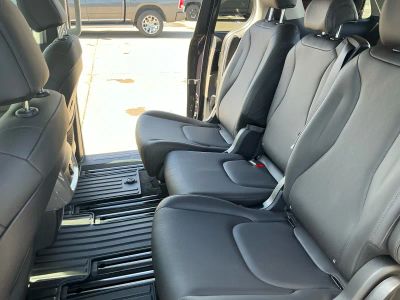 2026 Kia Carnival — photo 17 view