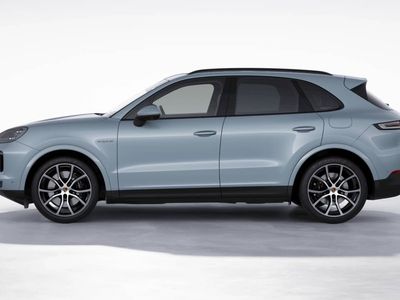 2026 Porsche Cayenne E-Hybrid - Photo 2