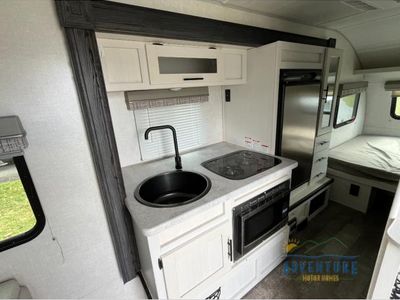 2021 Forest River R Pod — photo 7 view