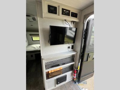 2021 Forest River R Pod — photo 8 view