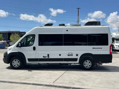 2027 Thor Motor Coach SEQUENCE - Photo 20