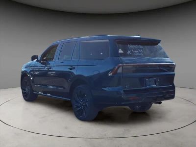 2025 Lincoln Navigator — rear three-quarter view