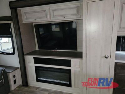 2023 Forest River RV Cardinal Luxury - Photo 33