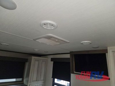 2023 Forest River RV Cardinal Luxury - Photo 38