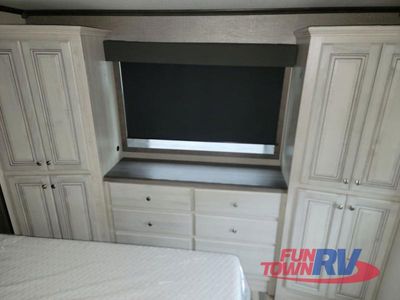 2023 Forest River RV Cardinal Luxury - Photo 48