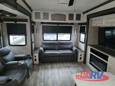 2023 Forest River RV Cardinal Luxury - Photo 30