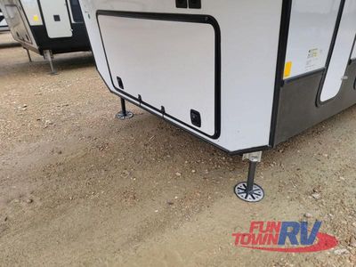 2023 Forest River RV Cardinal Luxury - Photo 12