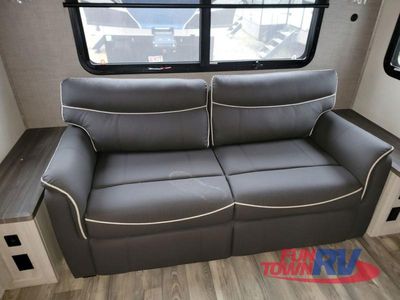 2023 Forest River RV Cardinal Luxury - Photo 31
