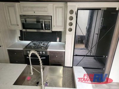 2023 Forest River RV Cardinal Luxury - Photo 20
