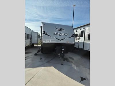 2026 Jayco Jay Flight SLX — front three-quarter view