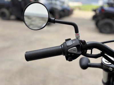 2025 Honda Rebel 300 - Photo 9