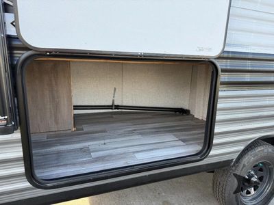 2024 Jayco Jay Flight — photo 9 view