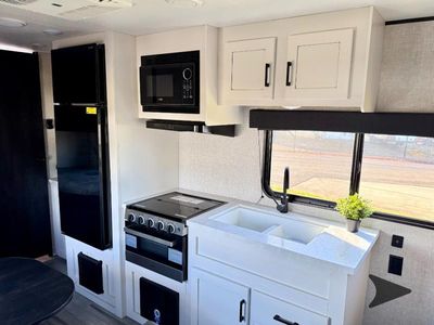 2024 Jayco Jay Flight — photo 31 view