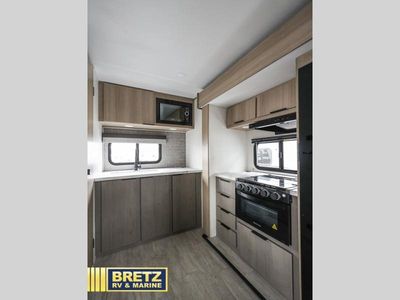 2026 Dutchmen RV Kodiak — photo 12 view