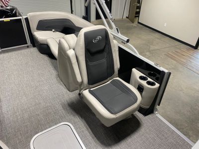 2026 Barletta Cabrio C24QC - Photo 3
