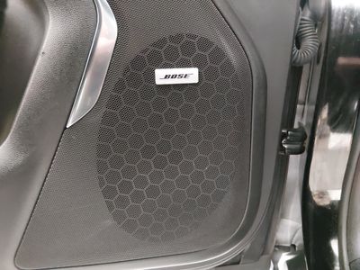 2024 Chevrolet Suburban - Photo 21
