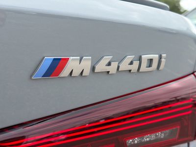 2026 BMW 4 Series — photo 11 view