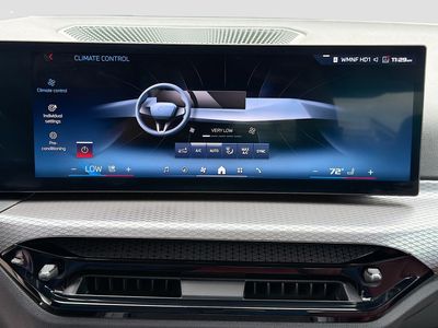 2026 BMW 4 Series — photo 34 view