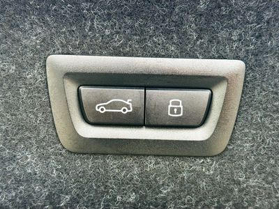 2026 BMW 4 Series — photo 13 view