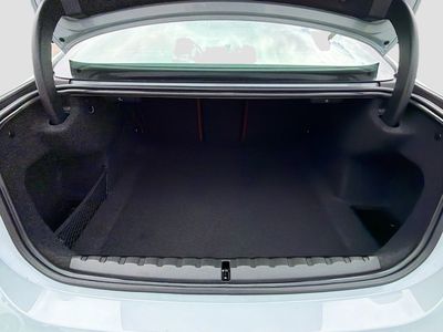 2026 BMW 4 Series — photo 12 view