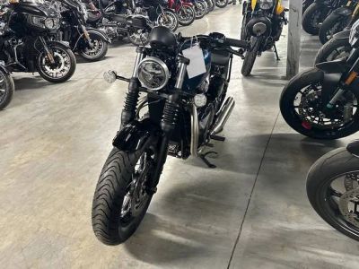 2026 Triumph BOBBER 1200 — front three-quarter view