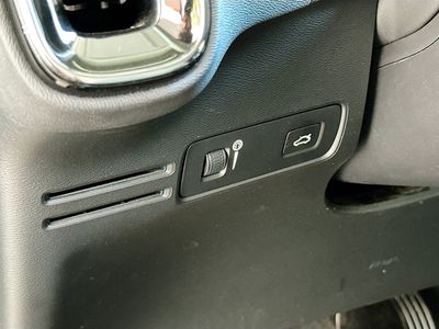 2020 Volvo XC40 - Photo 10