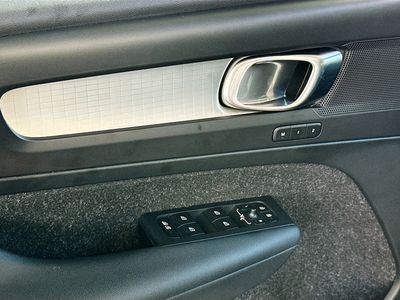 2020 Volvo XC40 - Photo 17