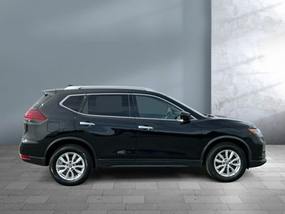 2020 Nissan Rogue — photo 7 view