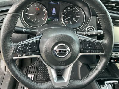 2020 Nissan Rogue — photo 13 view