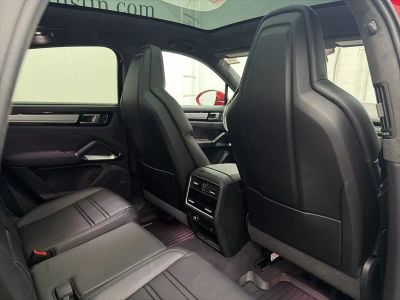 2023 Porsche Cayenne Coupe - Photo 25