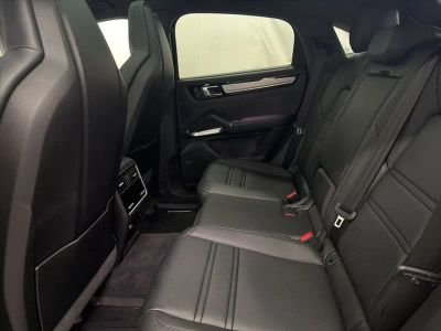 2023 Porsche Cayenne Coupe - Photo 20