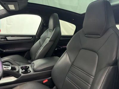 2023 Porsche Cayenne Coupe - Photo 13