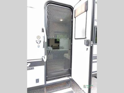 2020 Jayco Jay Feather — photo 19 view