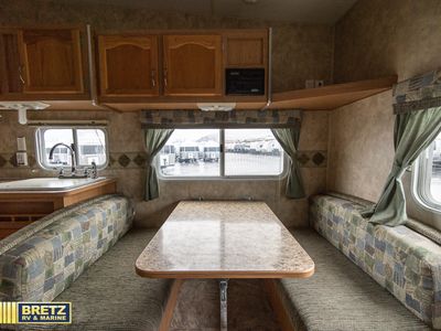 2007 Fleetwood RV Mallard — photo 13 view