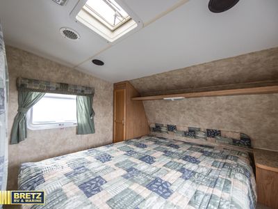 2007 Fleetwood RV Mallard — photo 21 view
